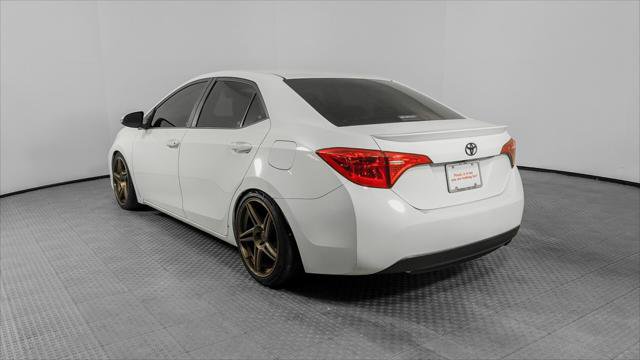 Used 2018 Toyota Corolla SE FWD image 6