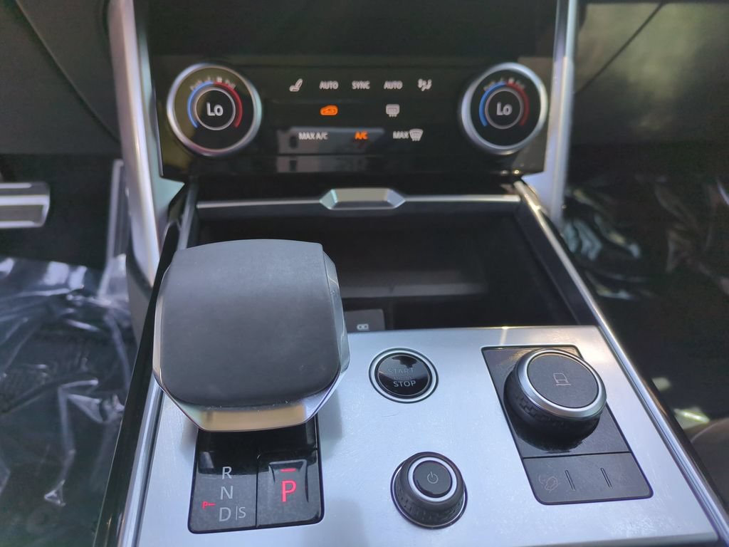 Used 2022 Land Rover Range Rover SE AWD/4WD image 23