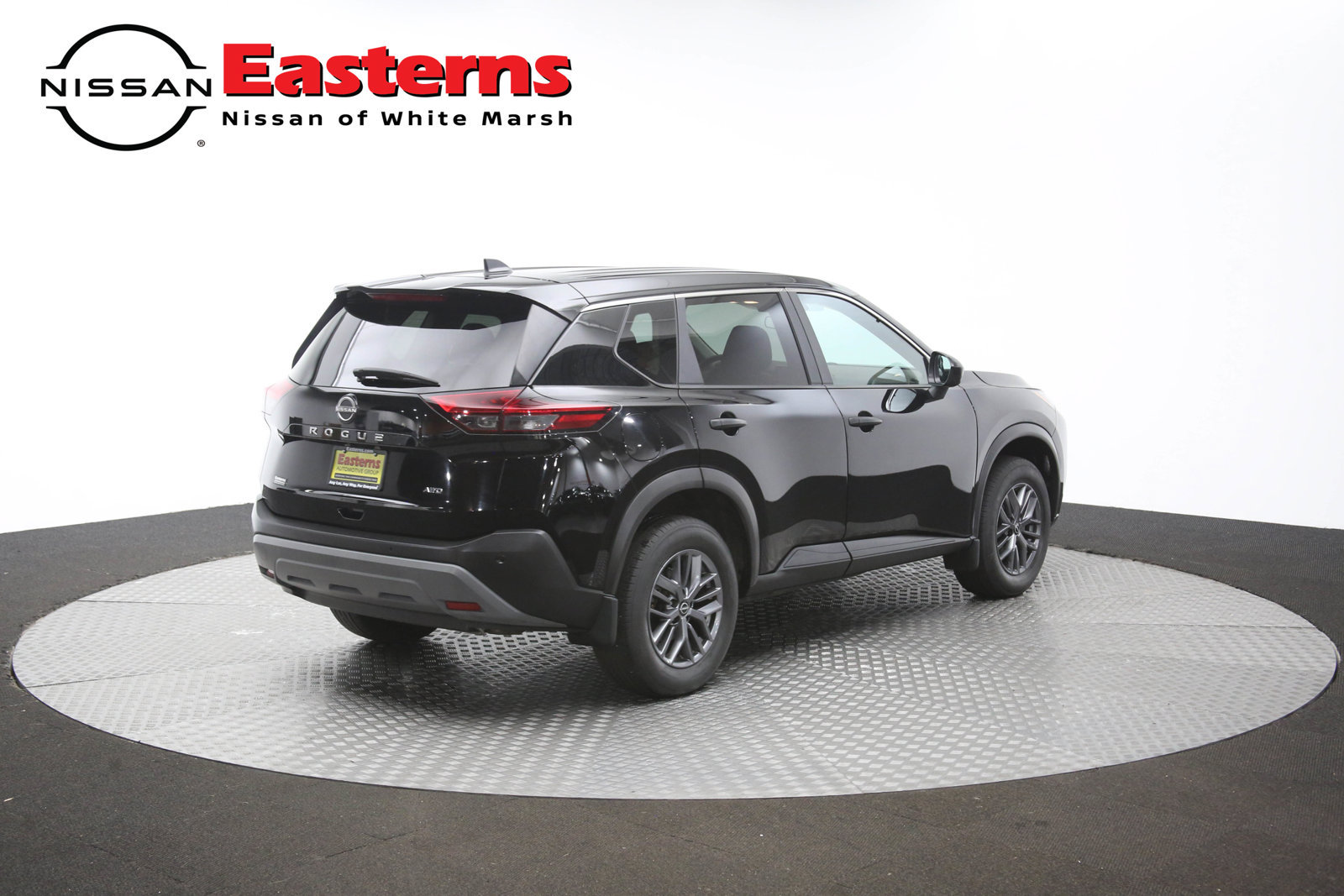 Used 2023 Nissan Rogue S AWD/4WD image 40