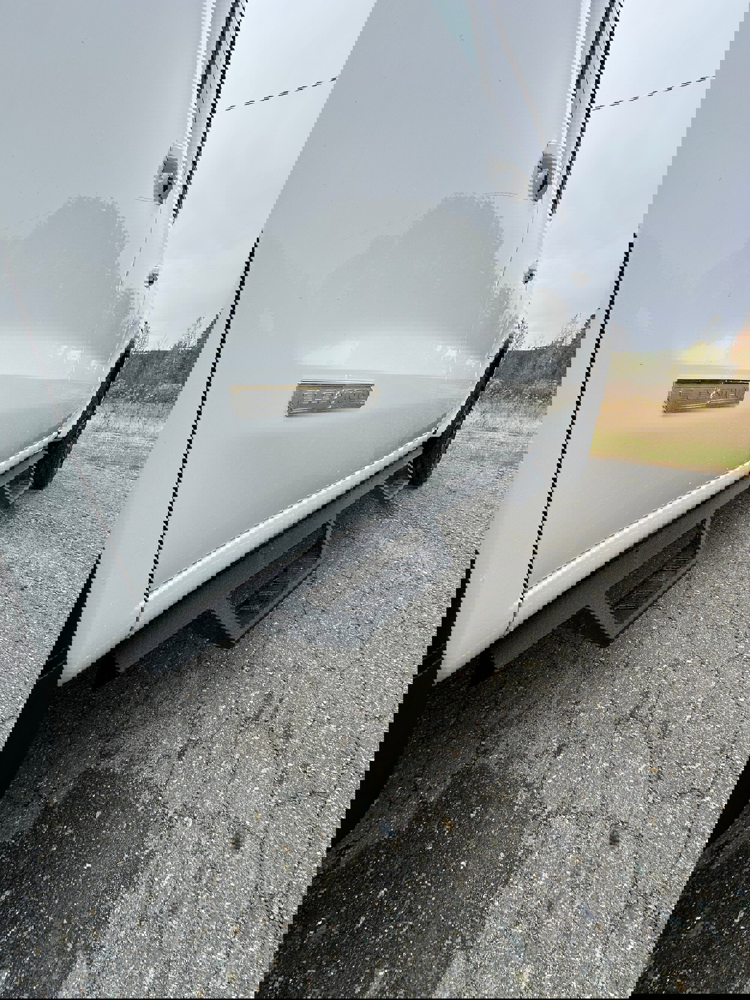 Used 2024 GMC Sierra 1500 Elevation image 27