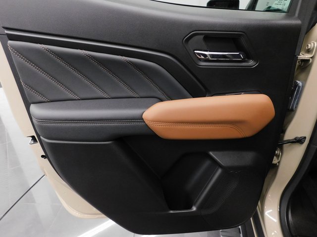 Used 2024 GMC Canyon AT4 w/ AT4 Premium Package image 22