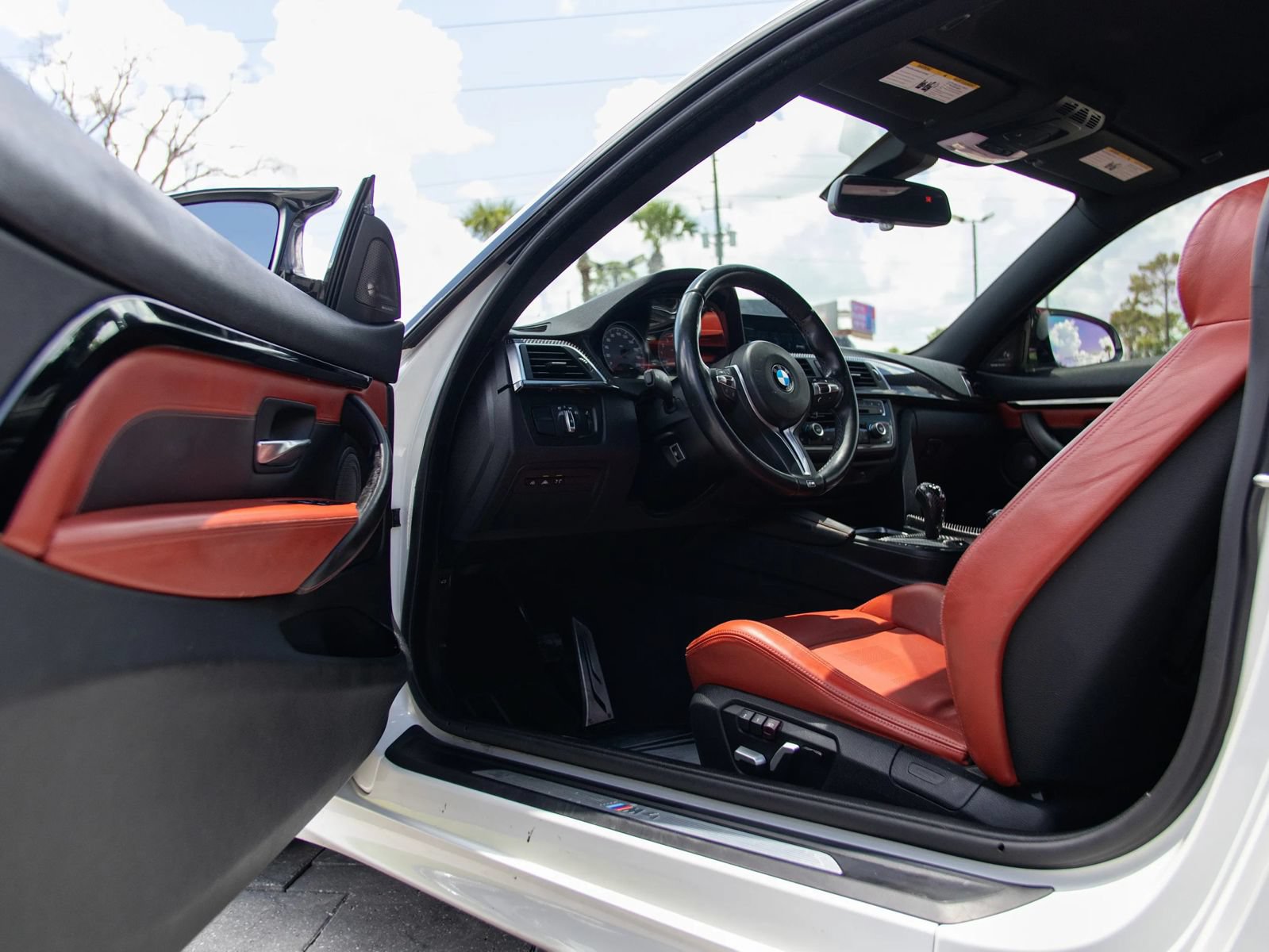 Used 2017 BMW M4 Coupe RWD image 16
