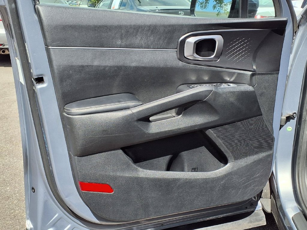 Used 2021 Kia Sorento LX FWD image 26