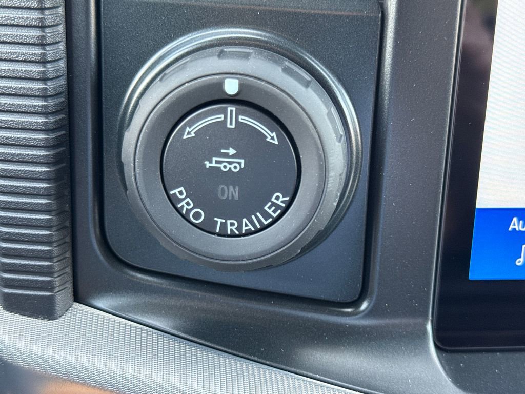 New 2025 Ford F150 Lariat w/ Equipment Group 502A High image 33