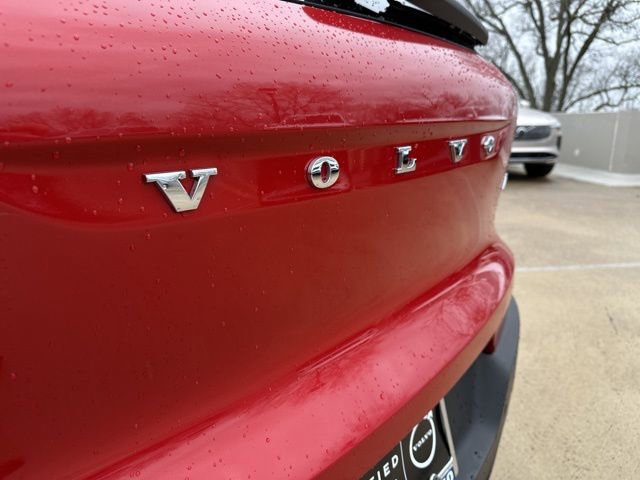 Certified 2023 Volvo XC40 B5 Plus w/ Climate Package image 37