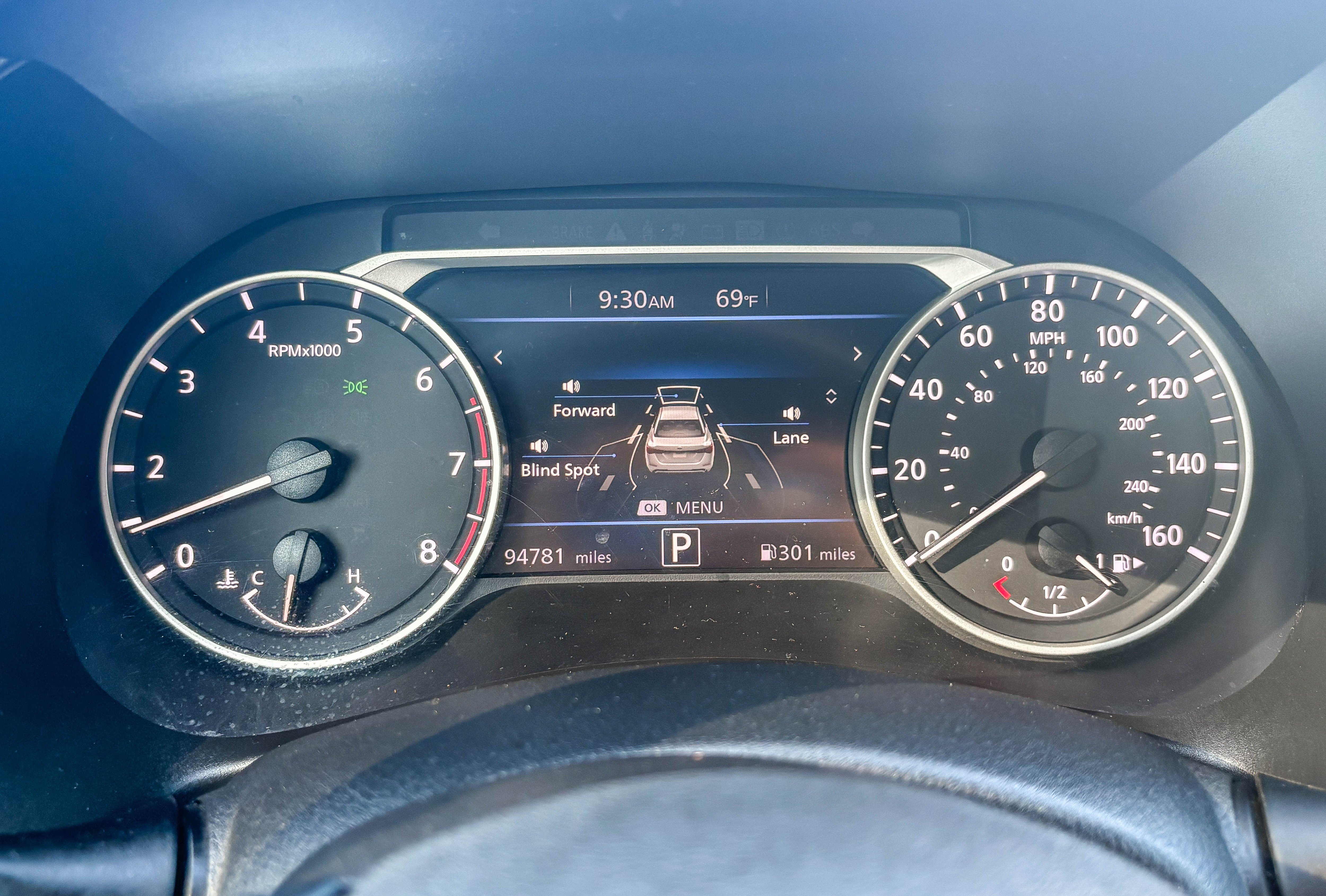 Used 2021 Nissan Sentra SR FWD image 22