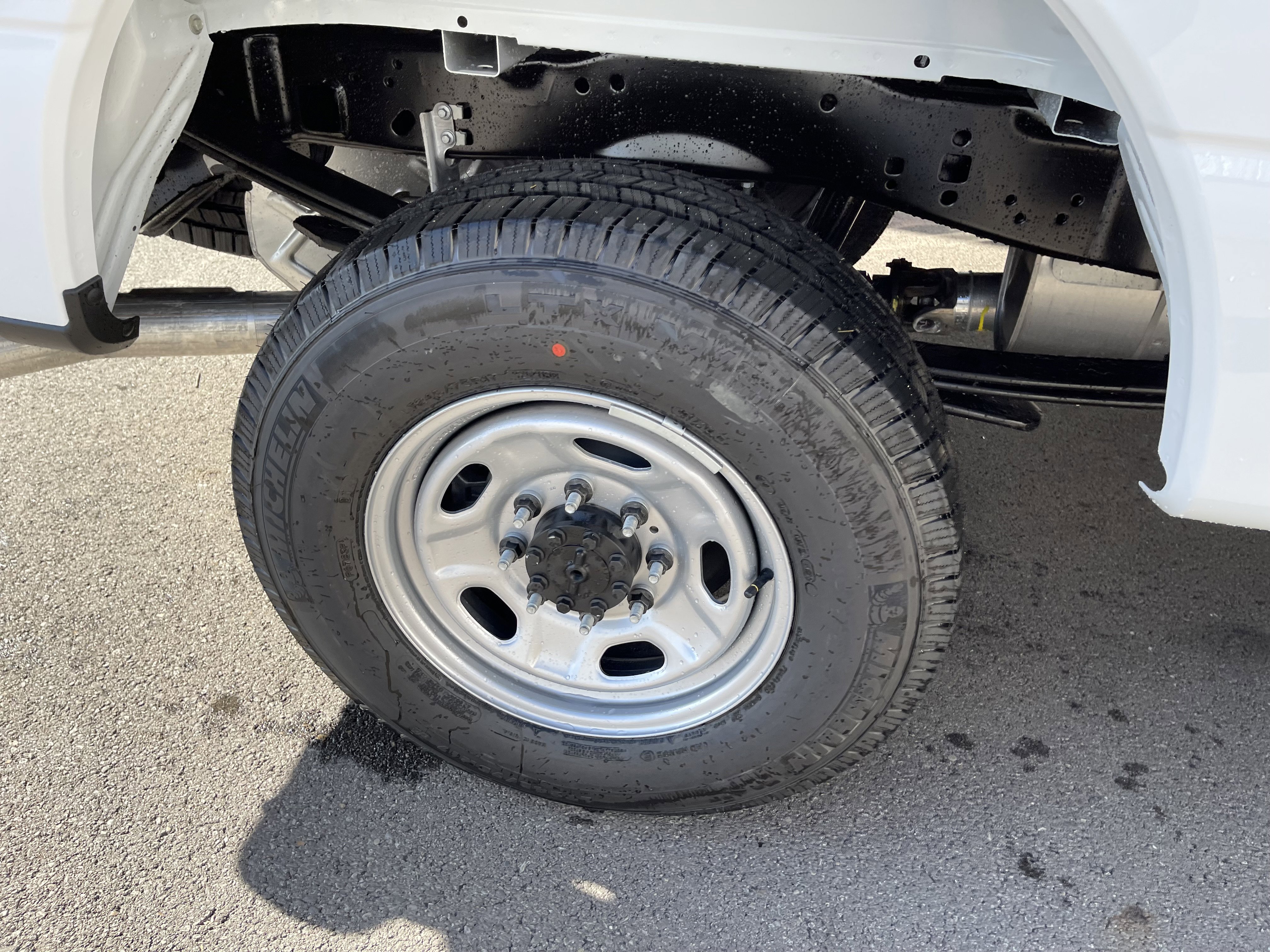 New 2026 Ford F250 XL w/ XL Chrome Package image 39