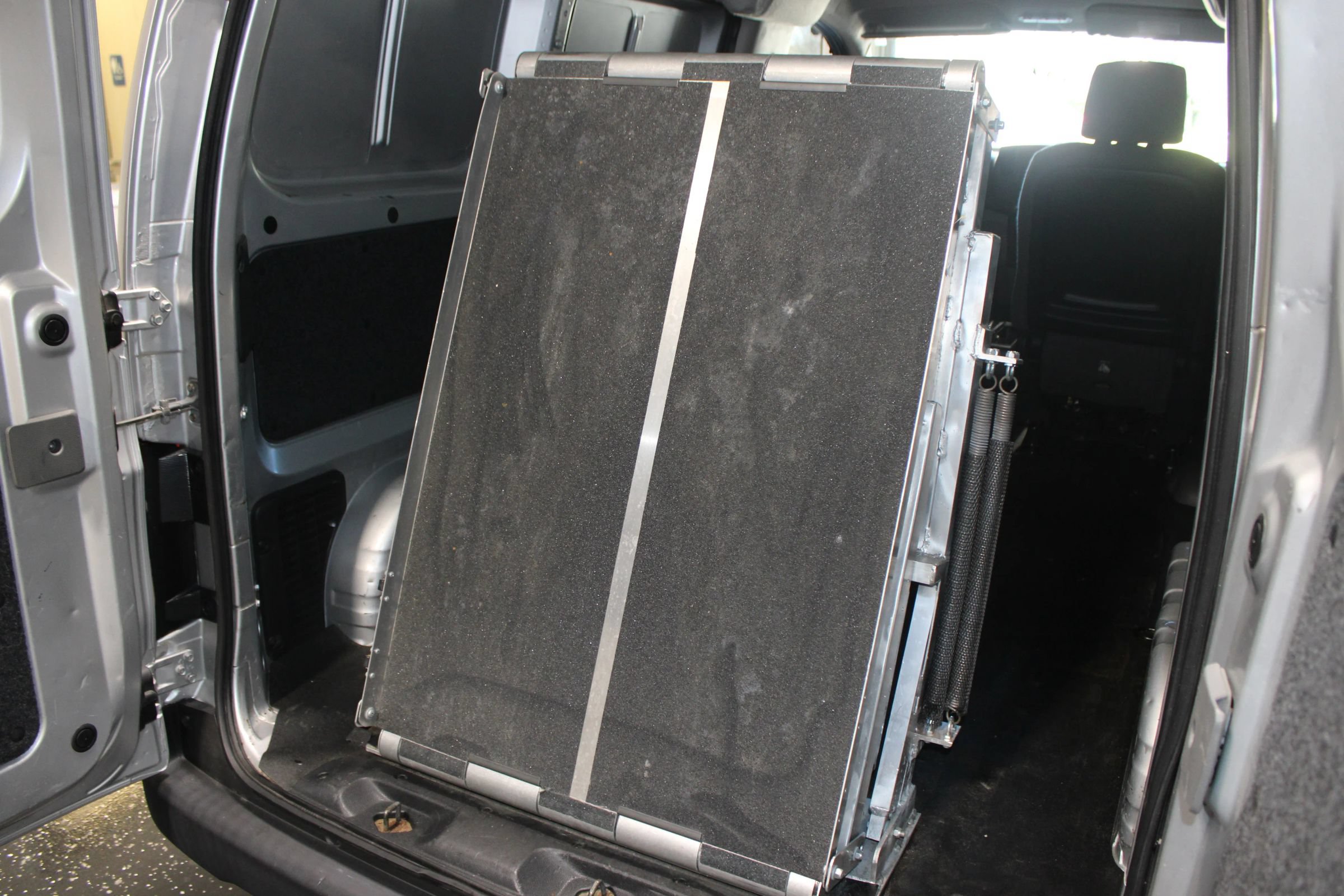 Used 2015 Chevrolet City Express LS FWD image 19
