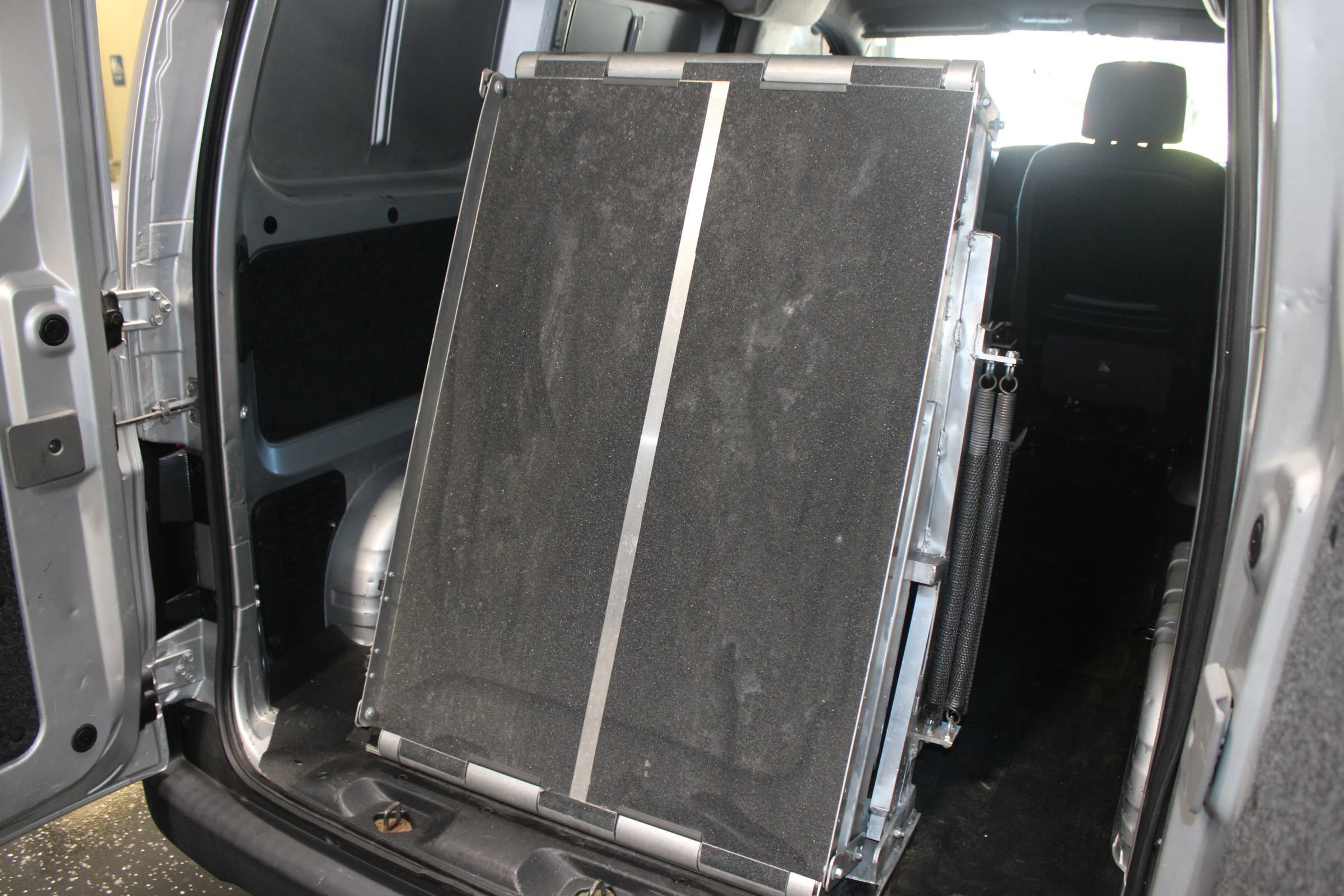 Used 2015 Chevrolet City Express LS FWD image 19