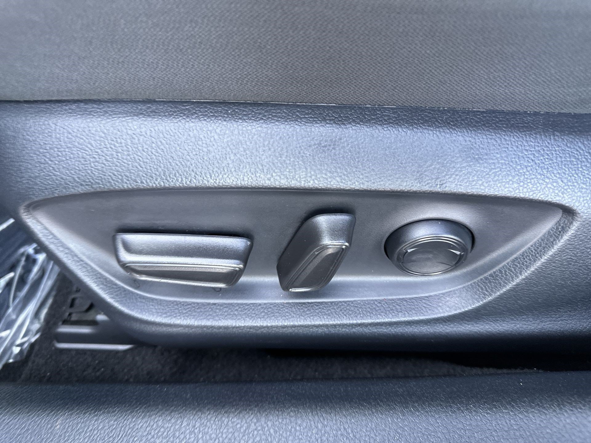 Used 2024 Toyota Camry LE FWD image 14