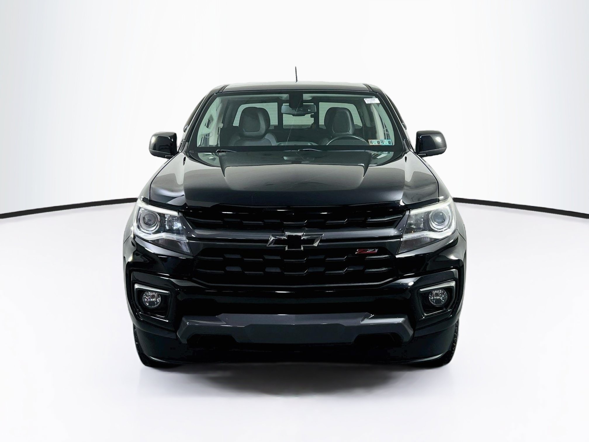 Used 2021 Chevrolet Colorado Z71 AWD/4WD image 2