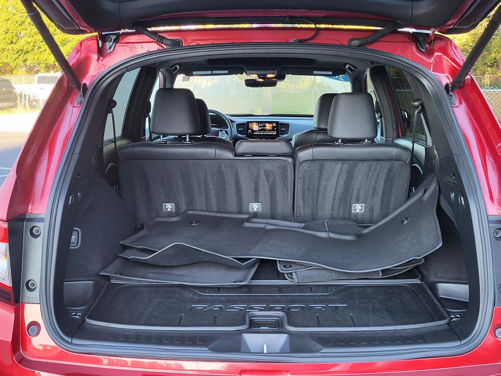 Certified 2025 Honda Passport Black Edition image 4