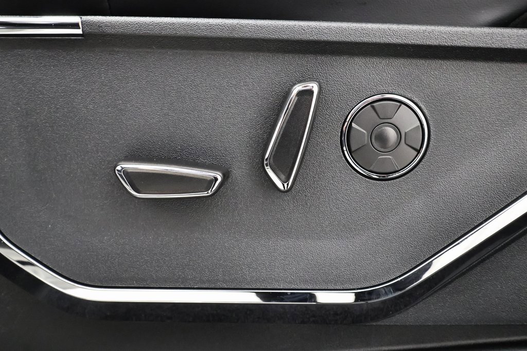 New 2025 Ford F150 Platinum w/ Equipment Group 702A High image 12