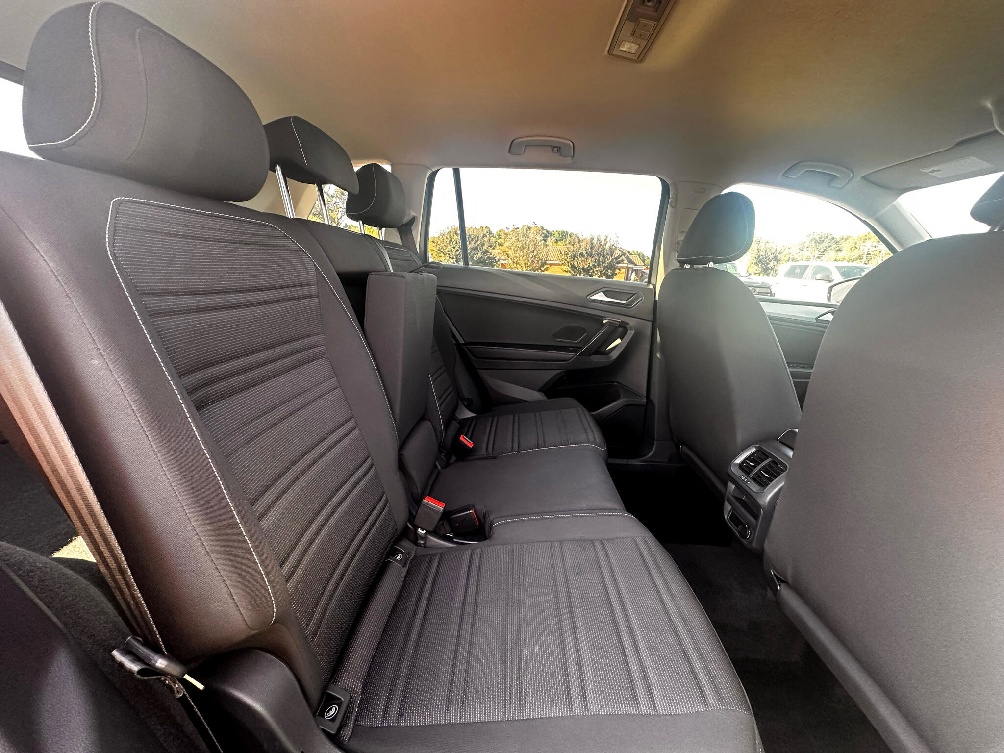 Used 2024 Volkswagen Tiguan S image 58