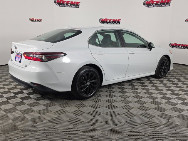 Used 2023 Toyota Camry LE AWD/4WD image 3