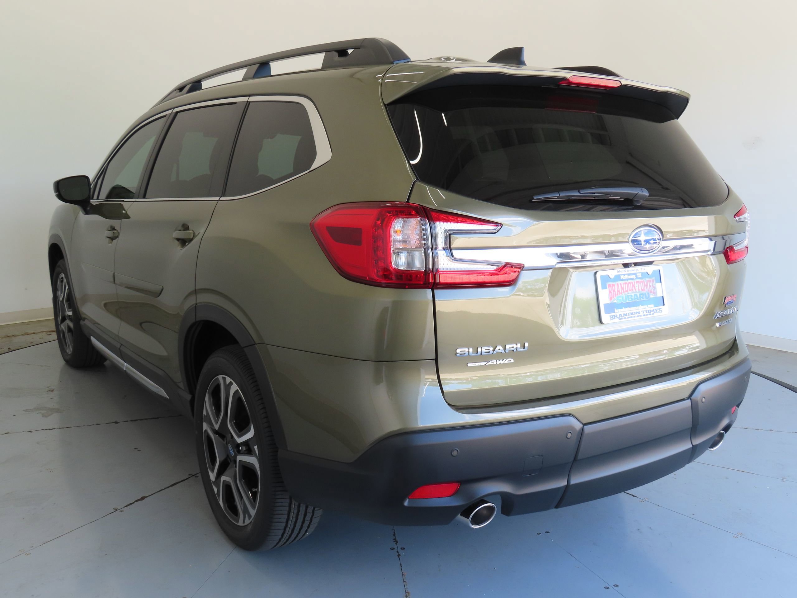 New 2026 Subaru Ascent Limited image 7