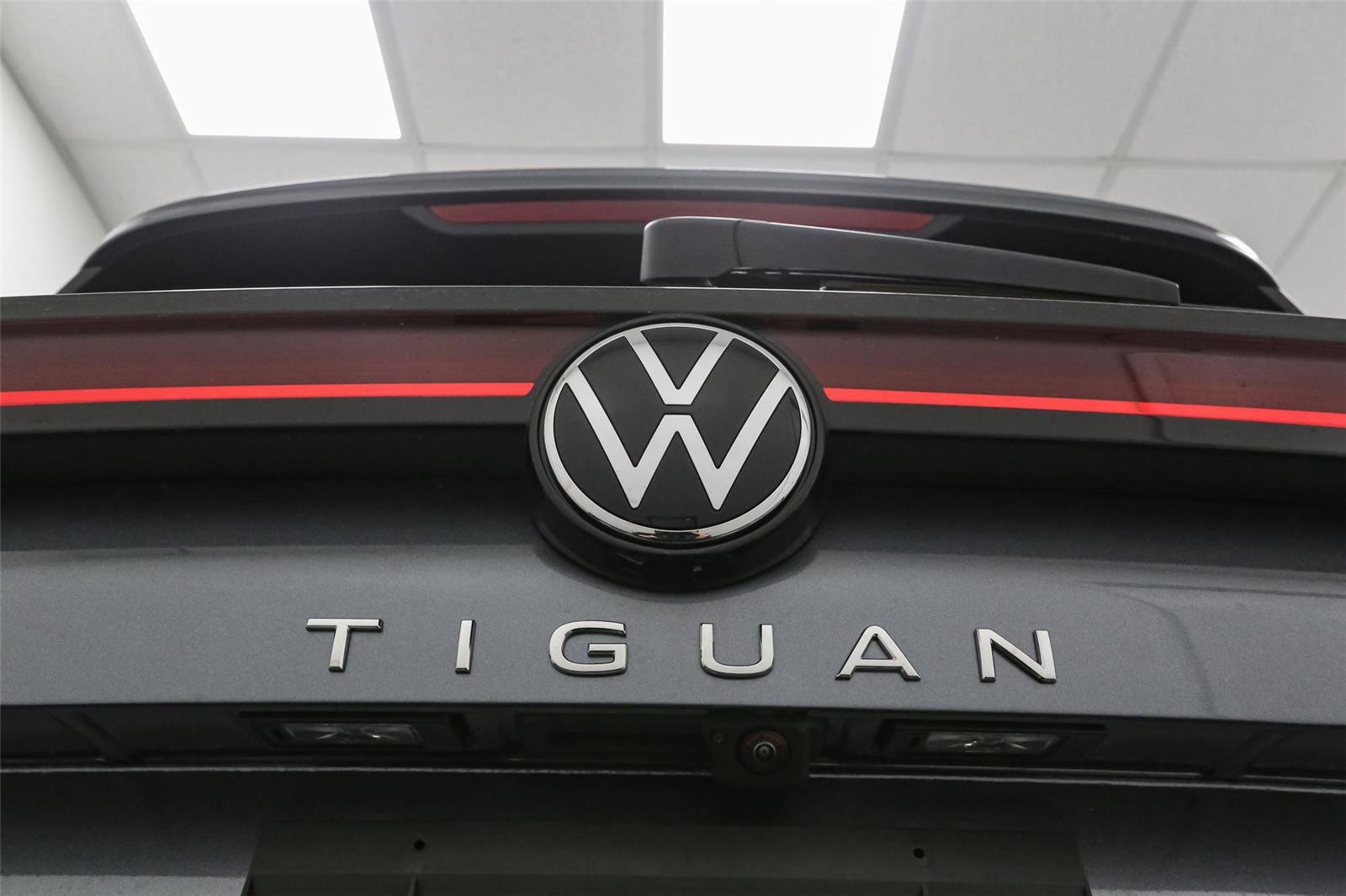 New 2025 Volkswagen Tiguan S image 10