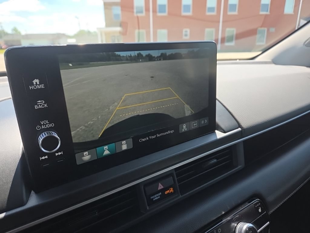 Used 2025 Honda Pilot Touring image 36