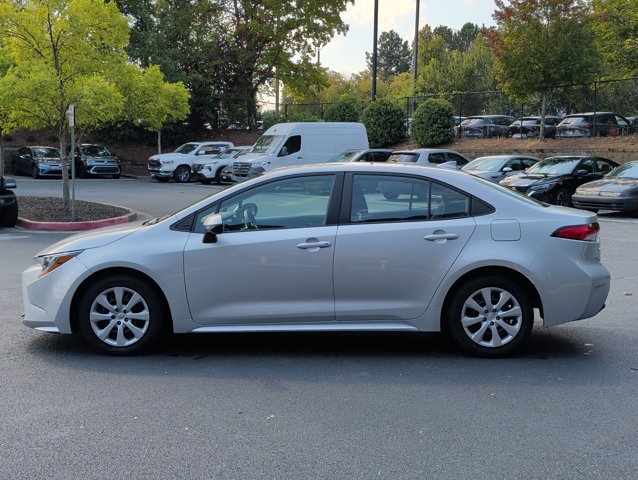 Used 2024 Toyota Corolla LE FWD image 8