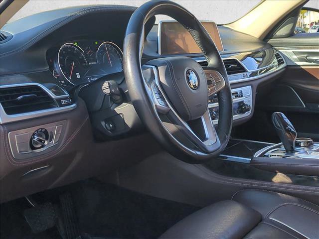 Used 2017 BMW 740e xDrive AWD/4WD image 10
