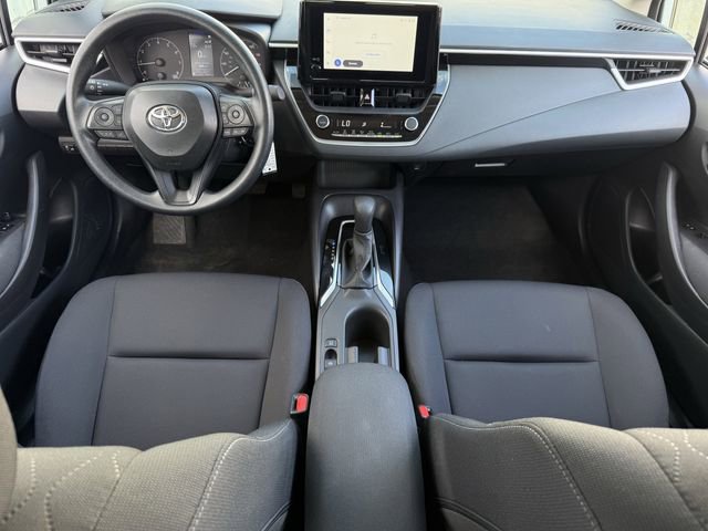 Used 2025 Toyota Corolla LE image 11