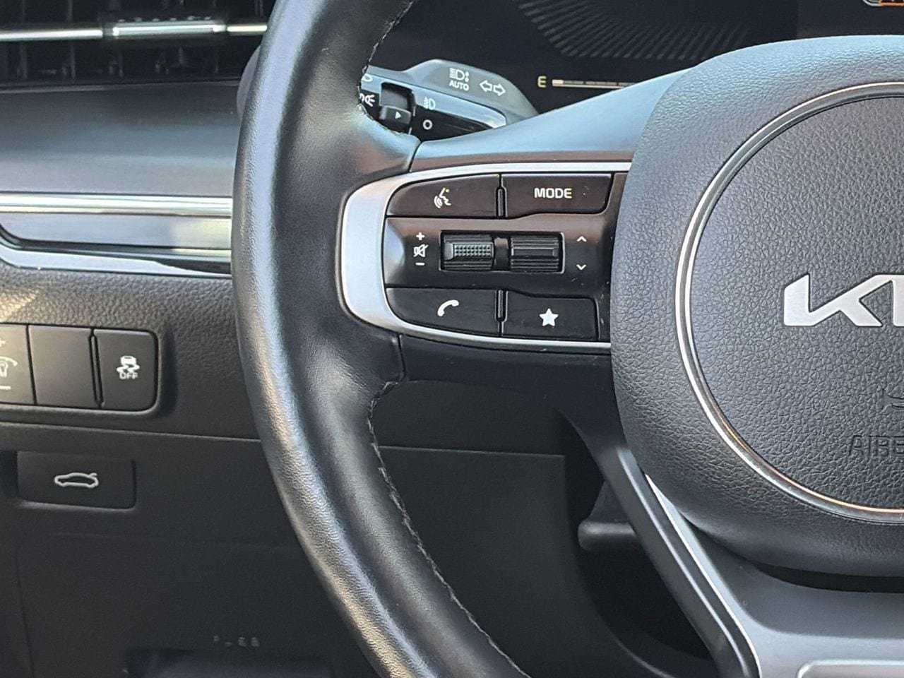Used 2025 Kia K5 GT-Line AWD/4WD image 22