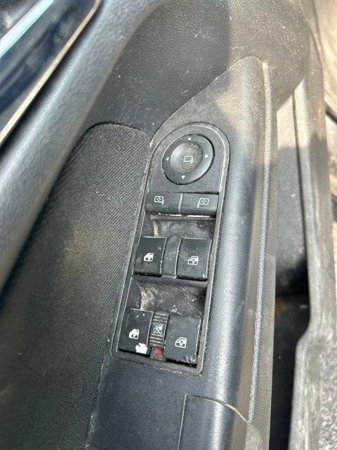 Used 2008 Saturn Astra XR w/ Advanced Audio Package FWD image 14