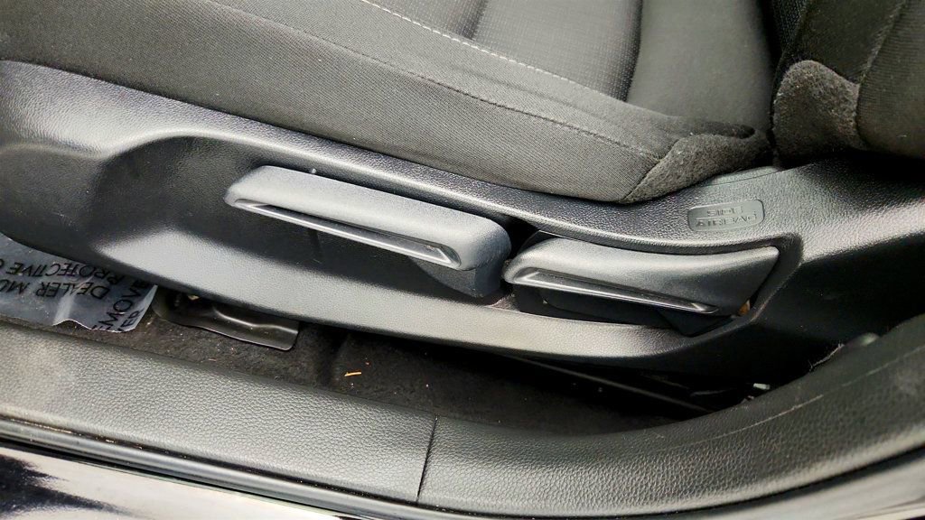 Used 2023 Honda Civic LX image 11