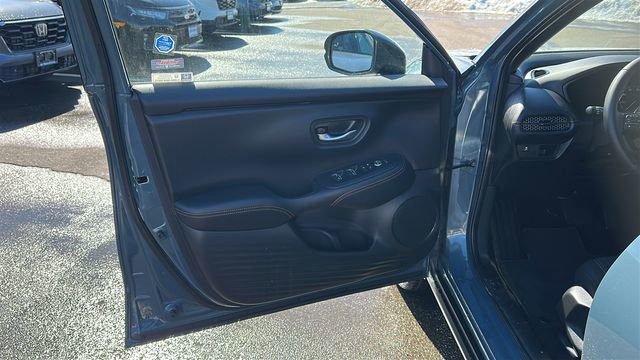 Used 2025 Honda HR-V Sport image 8