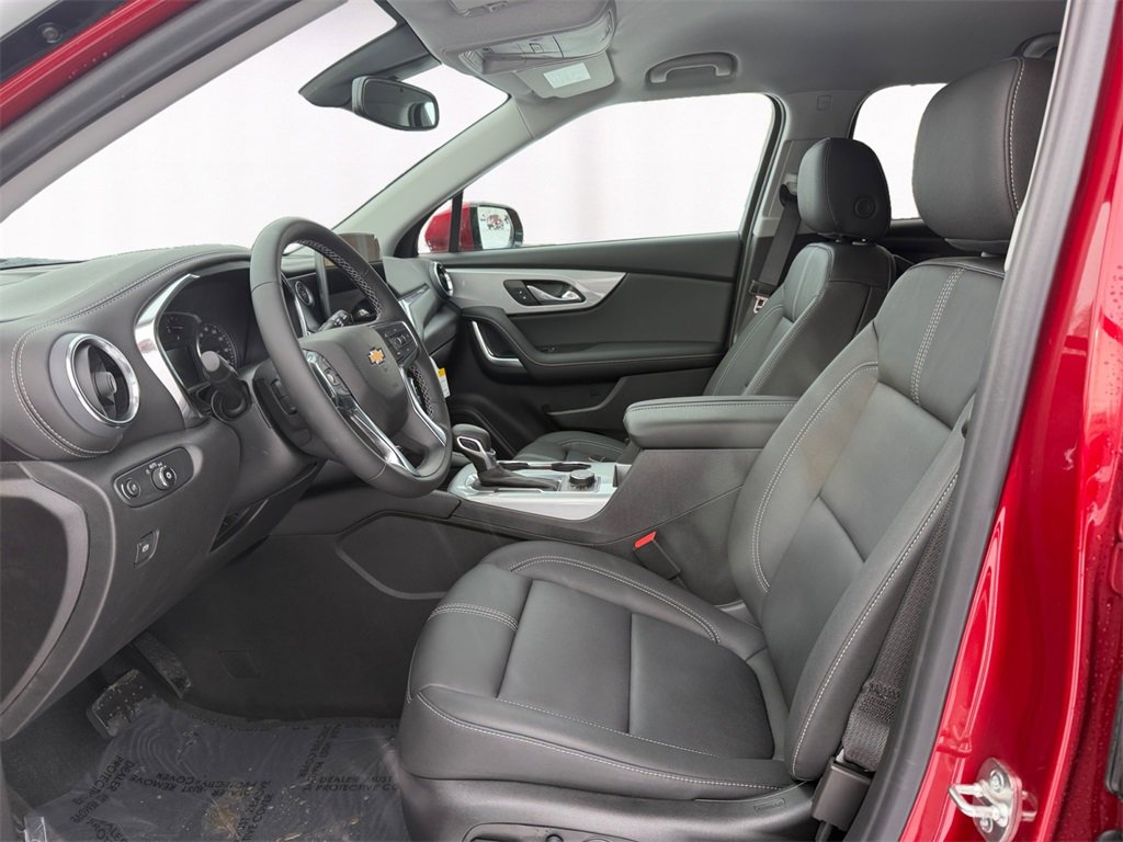 New 2026 Chevrolet Blazer LT image 9