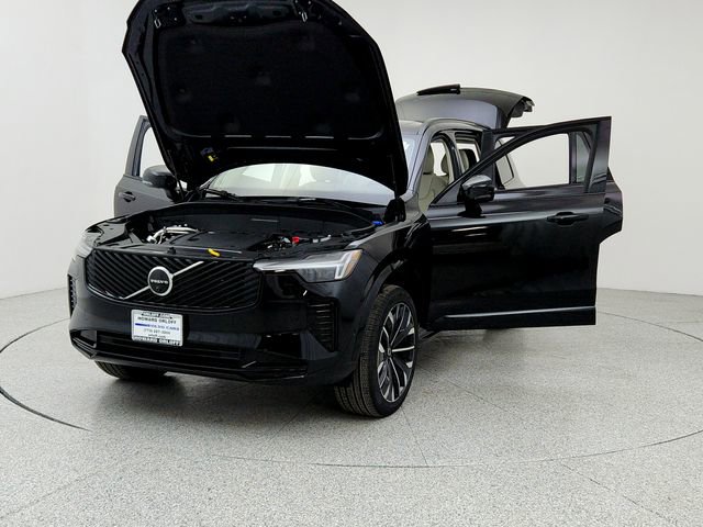 New 2026 Volvo XC90 B6 Ultra w/ Lounge Package image 9