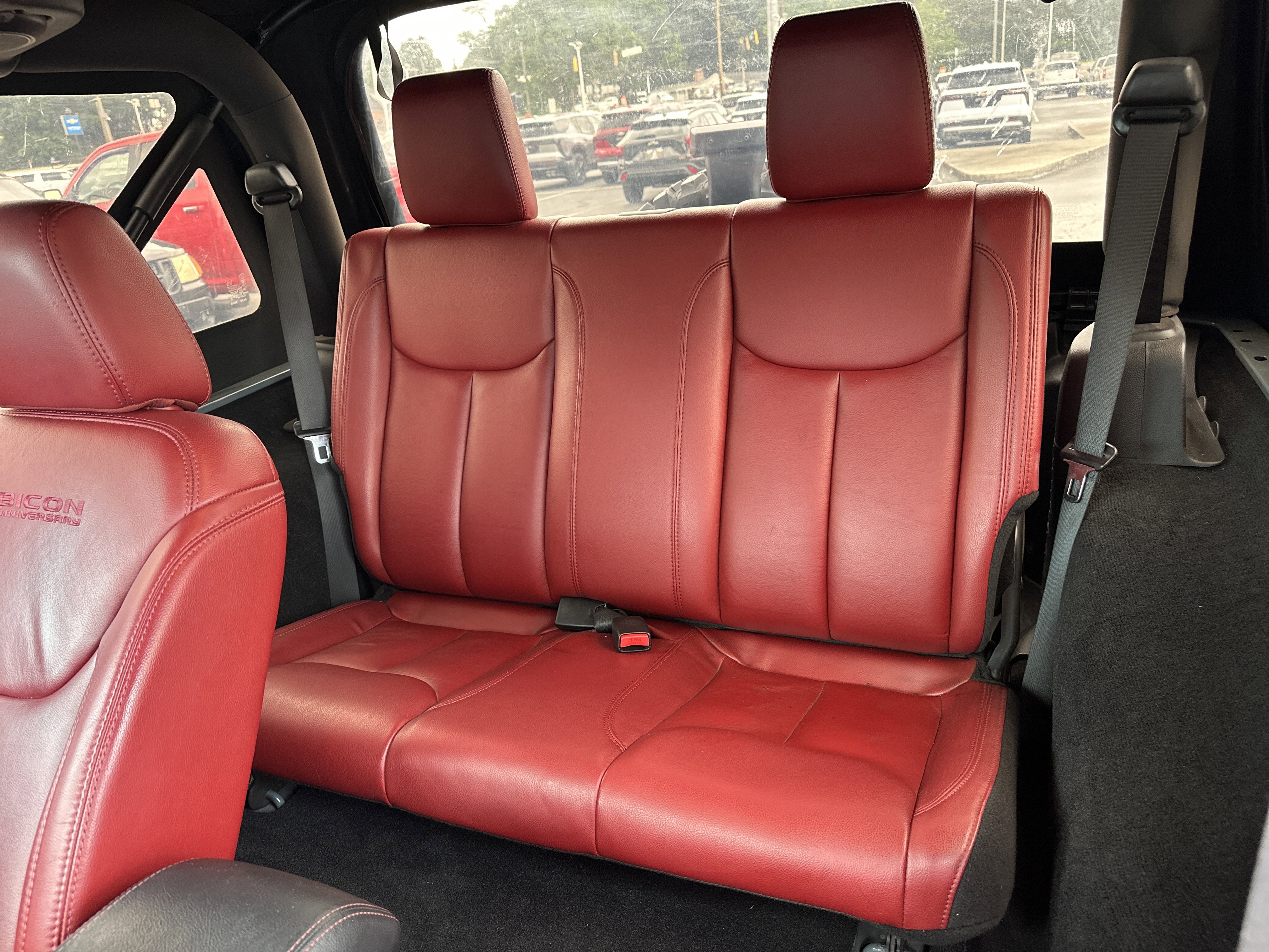 Used 2013 Jeep Wrangler Rubicon AWD/4WD image 17