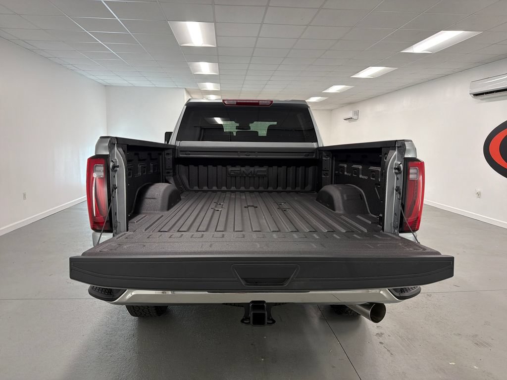 New 2026 GMC Sierra 2500 SLT AWD/4WD image 8