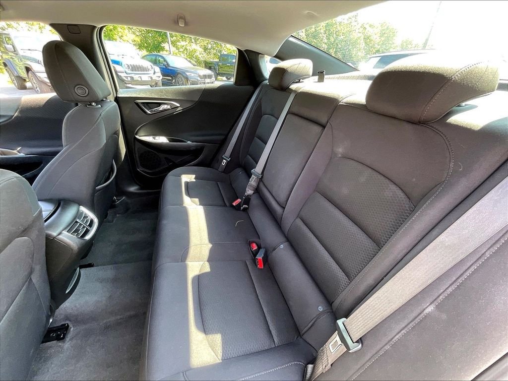 Used 2024 Chevrolet Malibu LT FWD image 14