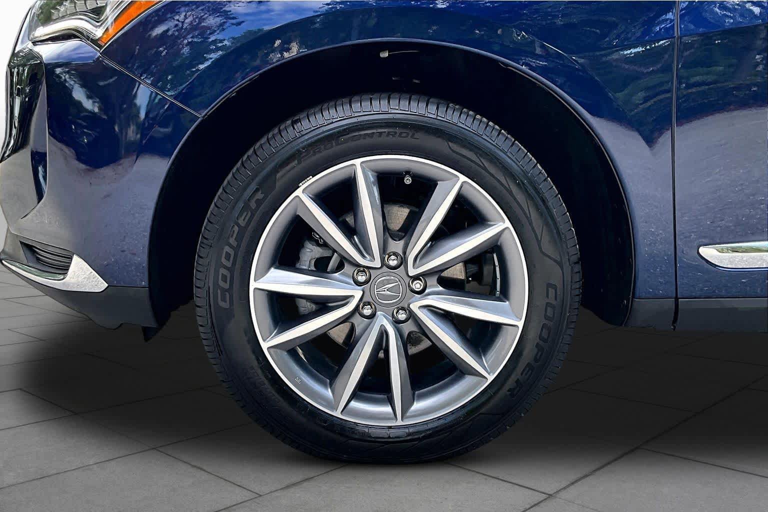 Used 2024 Acura RDX SH-AWD w/ Technology Package image 11