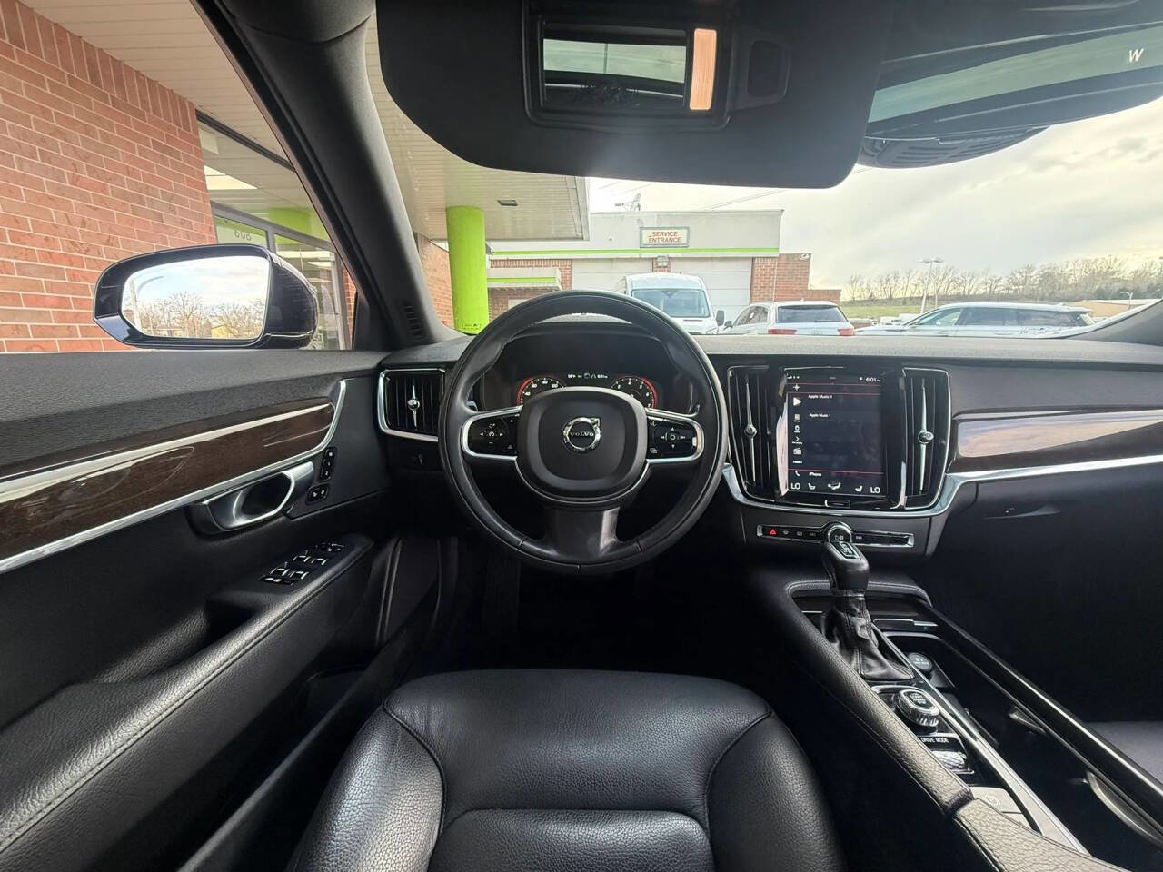 Used 2018 Volvo S90 T5 Momentum w/ Convenience Package image 20