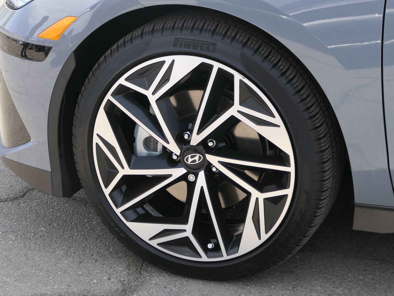 Used 2024 Hyundai Ioniq 6 SEL RWD image 9