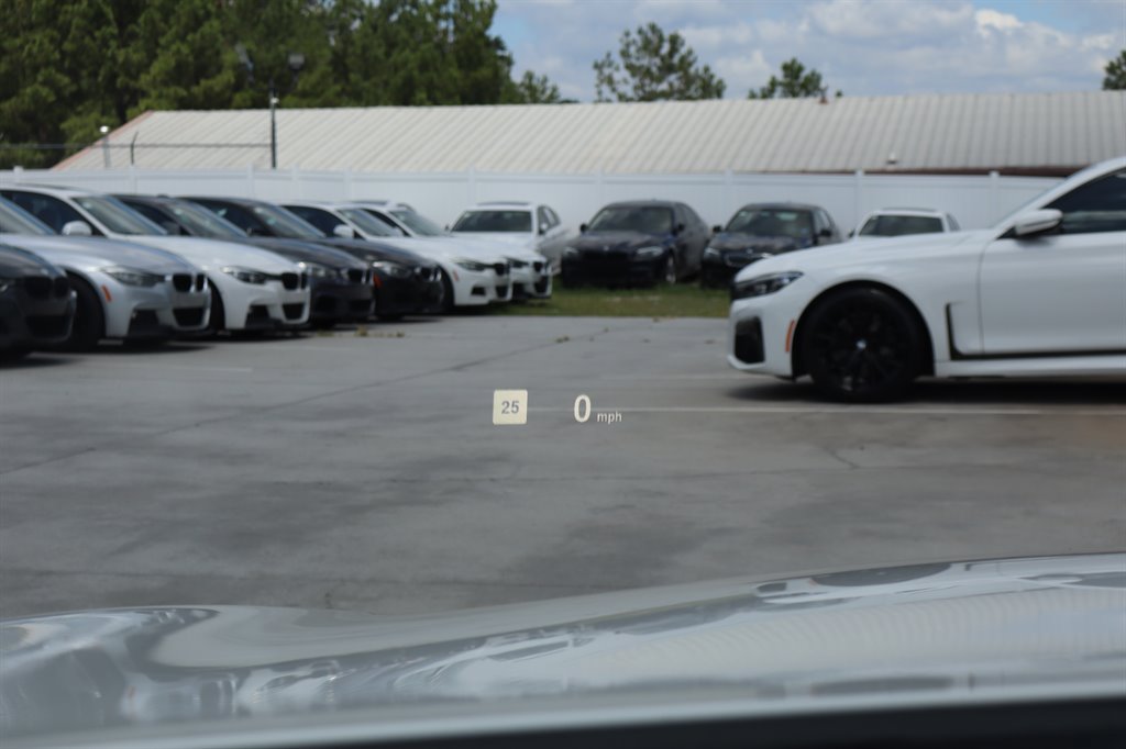 Used 2015 BMW 750i RWD image 27