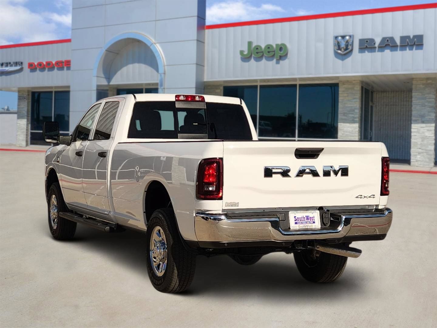 New 2026 RAM 2500 Tradesman AWD/4WD image 4