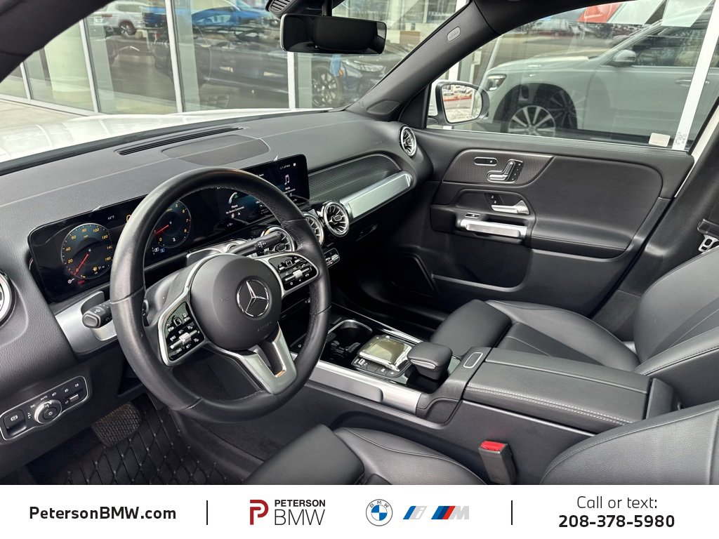 Used 2022 Mercedes-Benz GLB 250 4MATIC image 16