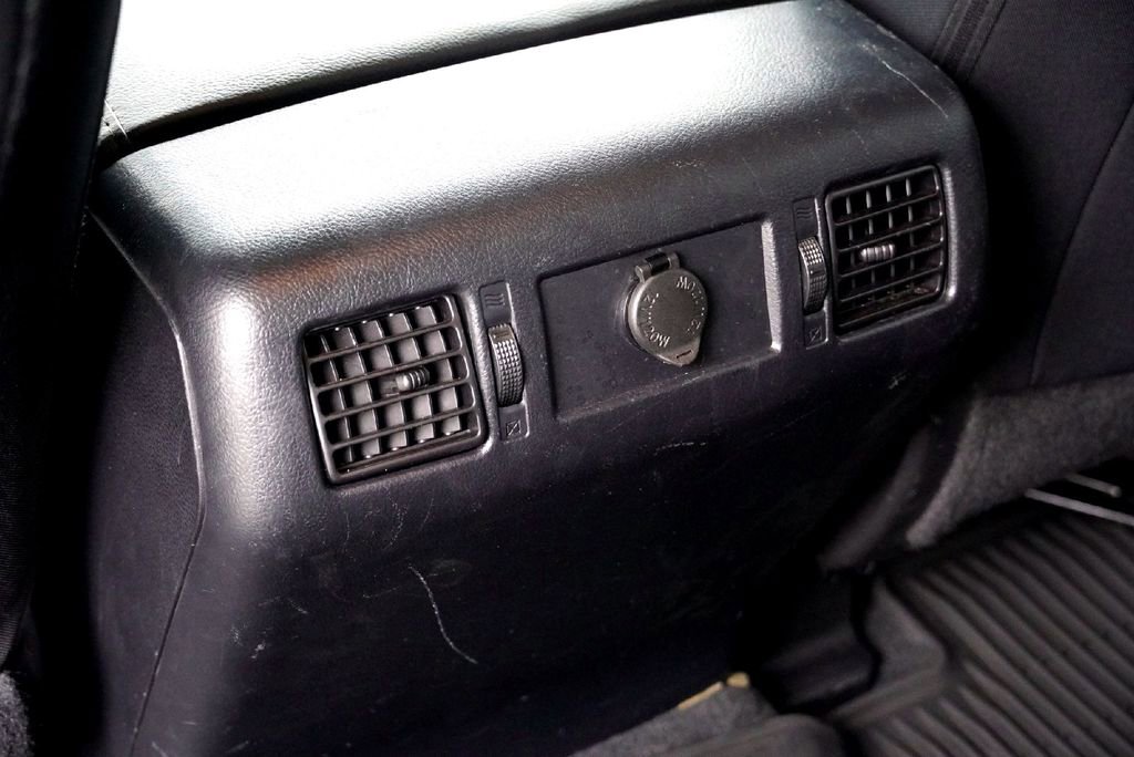 Used 2019 Toyota Tundra SR5 w/ TRD Off Road Package image 28