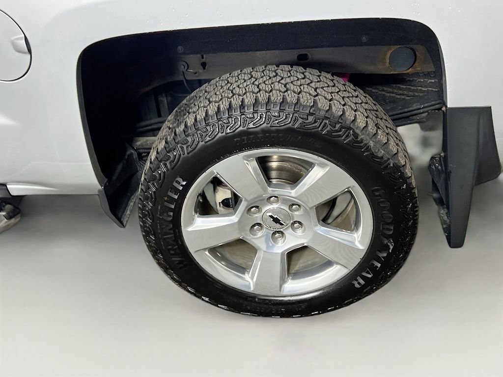 Certified 2018 Chevrolet Silverado 1500 LT w/ All Star Edition image 26