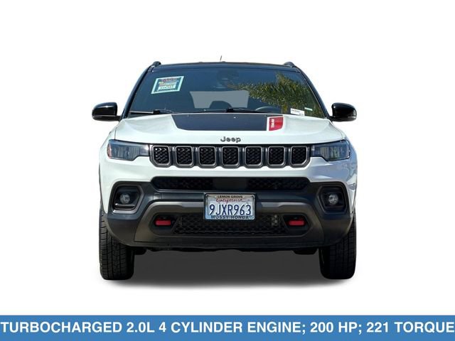 Used 2024 Jeep Compass Trailhawk AWD/4WD image 10