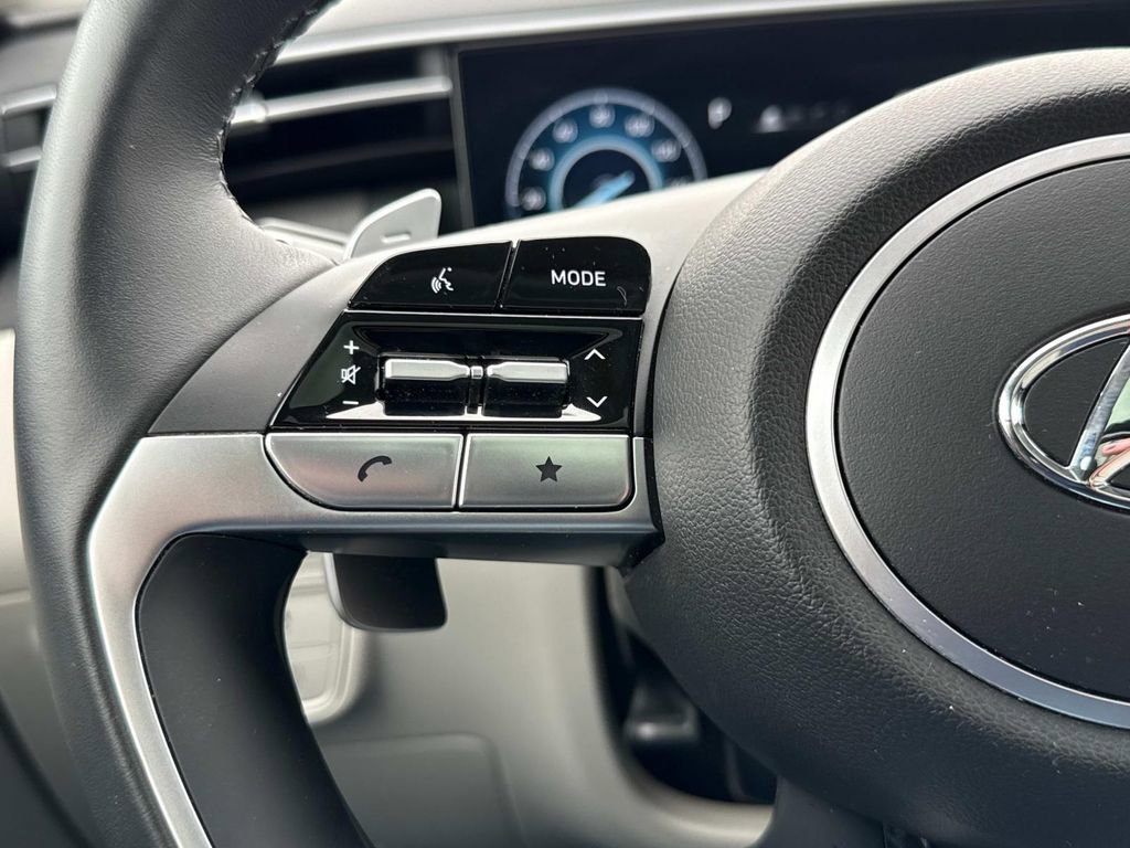 Used 2024 Hyundai Tucson Limited AWD/4WD image 9