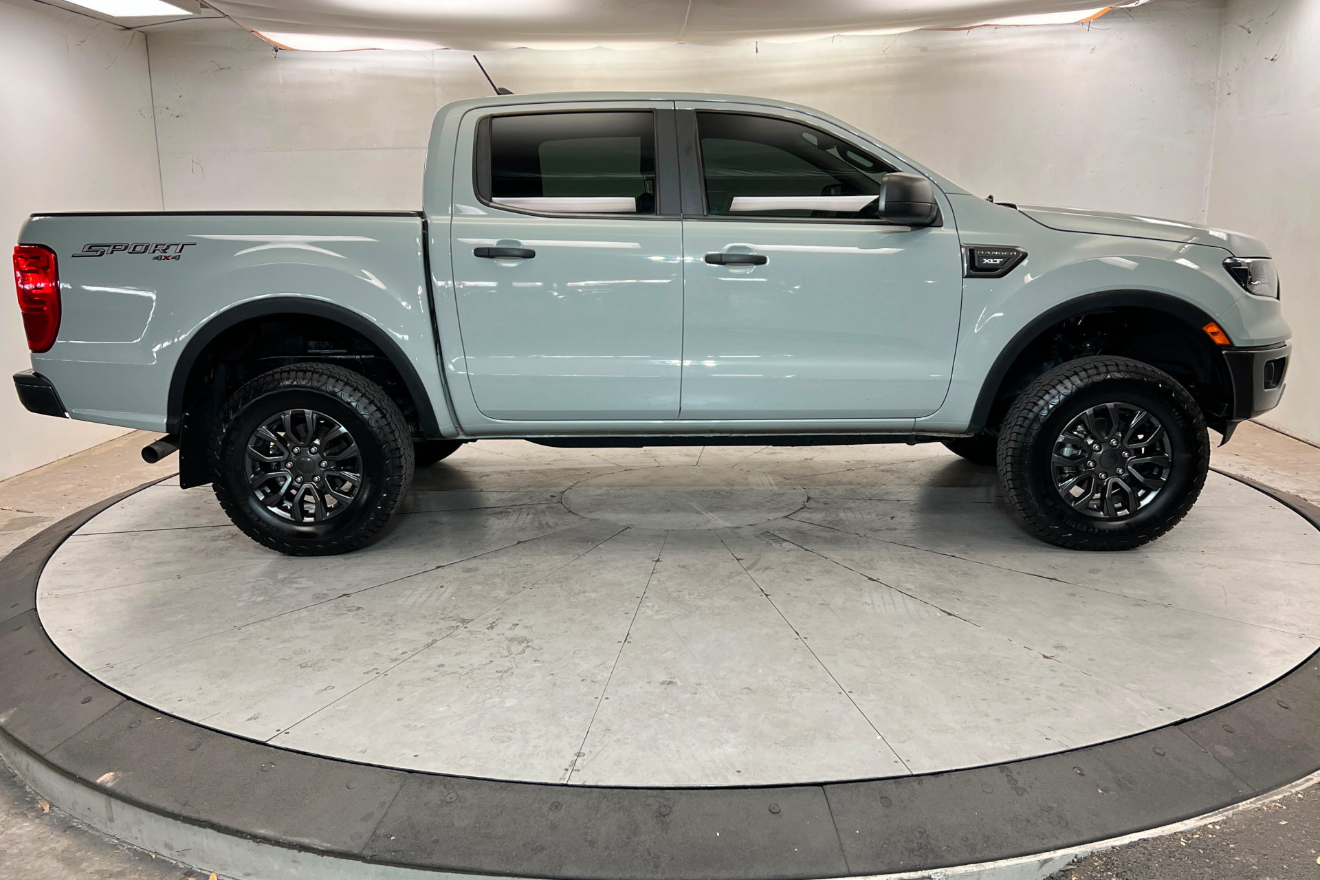 Used 2023 Ford Ranger XLT w/ Equipment Group 301A Mid AWD/4WD image 7