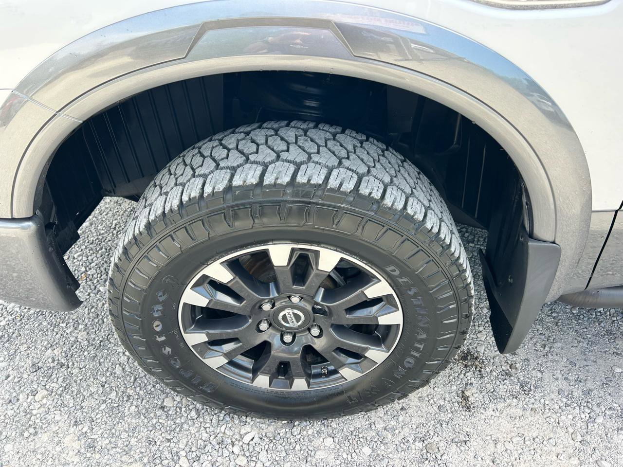 Used 2017 Nissan Titan PRO-4X image 21