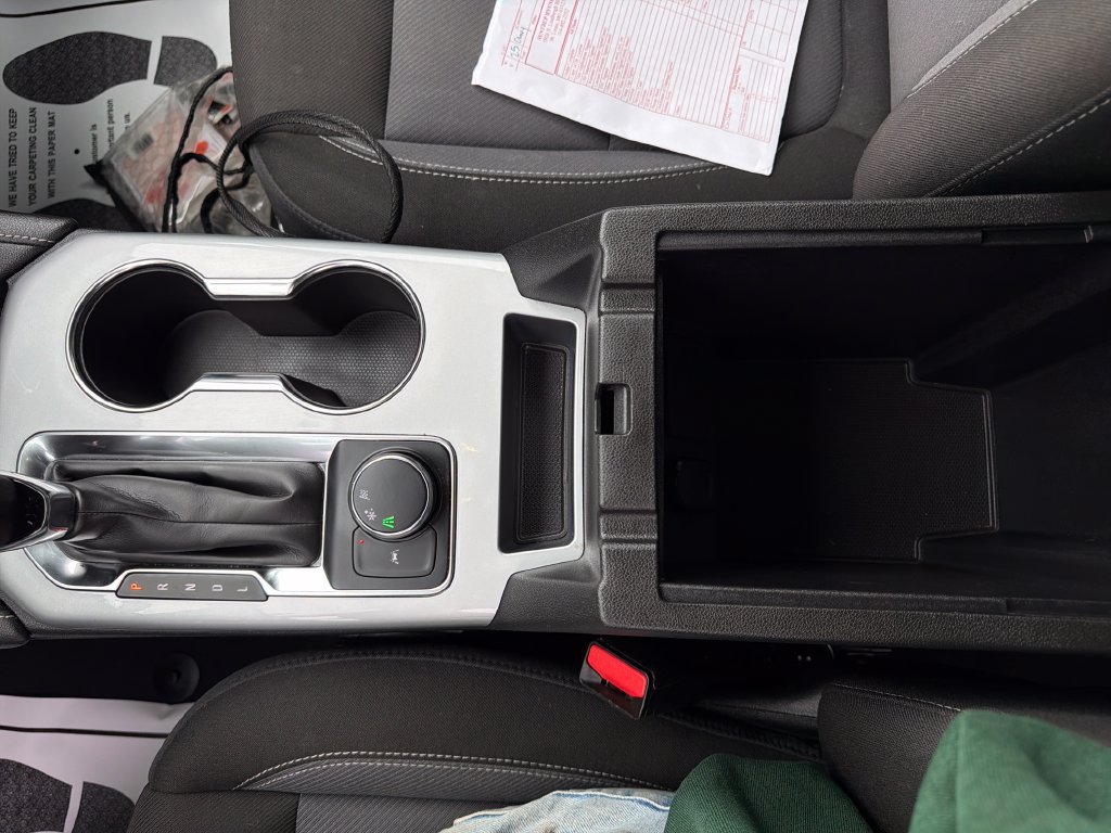 Used 2025 Chevrolet Blazer LT FWD image 24