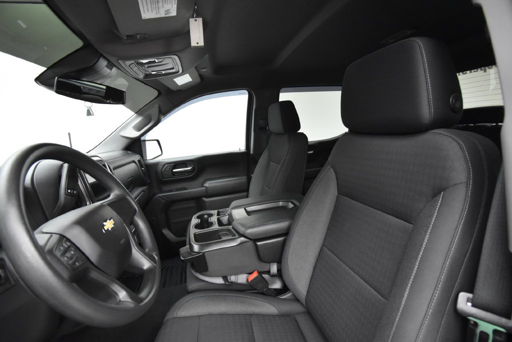 Used 2022 Chevrolet Silverado 1500 Custom w/ LPO, Dark Essentials Package AWD/4WD image 8
