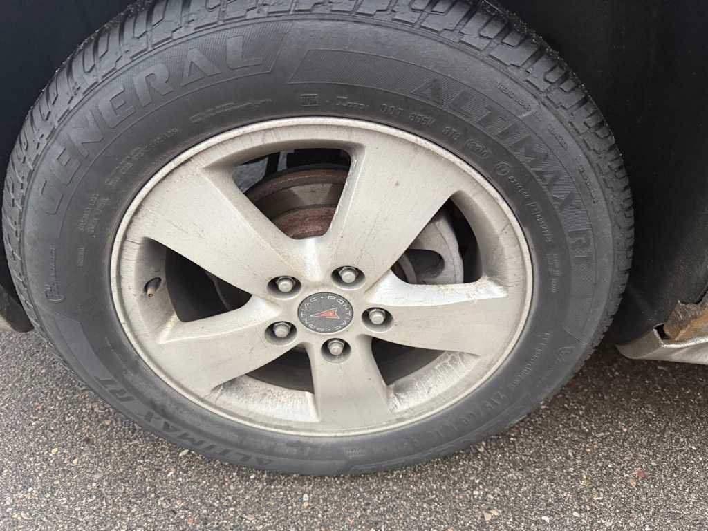 Used 2006 Pontiac Grand Prix w/ Premium Package image 8