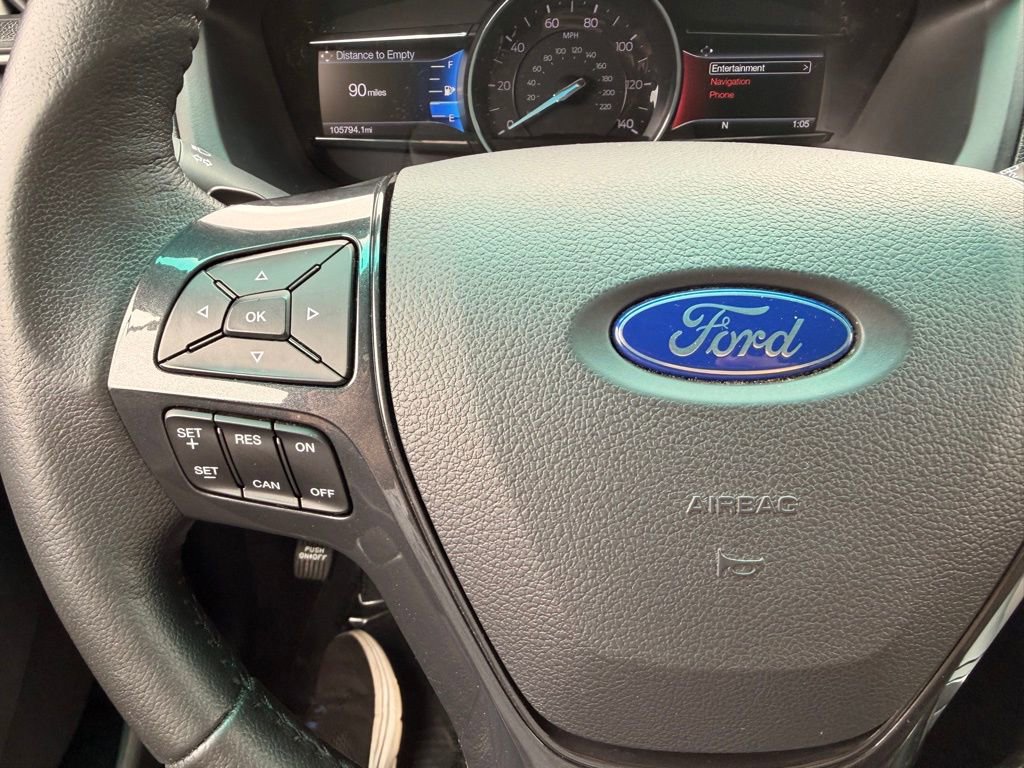 Used 2016 Ford Explorer XLT w/ Equipment Group 202A AWD/4WD image 17